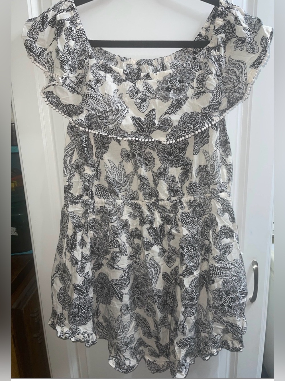 Victoria's Secret NEW Black and White Printed Off-Shoulder swim cover up dress